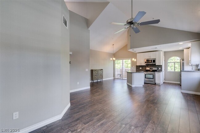 Building Photo - 2925 Wigwam Pkwy