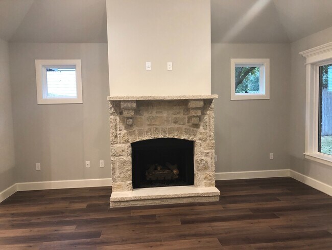 Building Photo - New Construction In Midtown, Built In 2019!