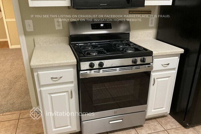 Building Photo - 5831 Bayside Ct