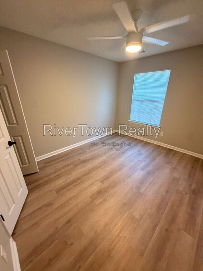 Building Photo - 8272 Cedar Chest Dr