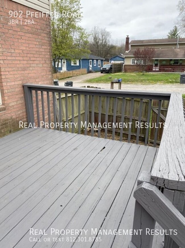 Building Photo - 902 Pfeiffer Rd