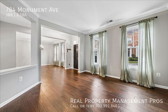 Building Photo - 784 Monument Ave