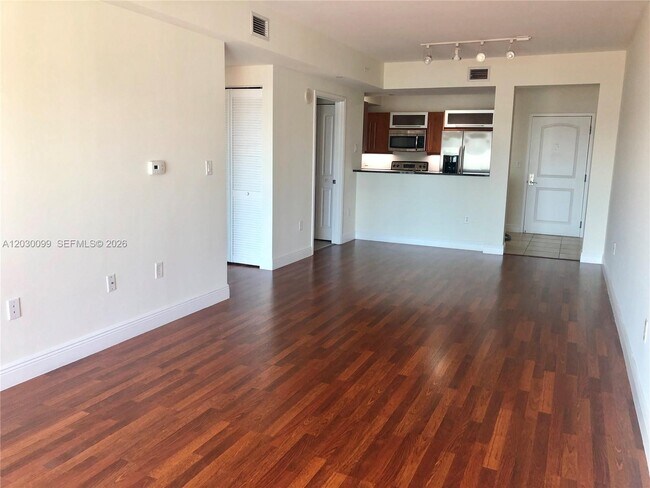 Building Photo - 7350 SW 89th St