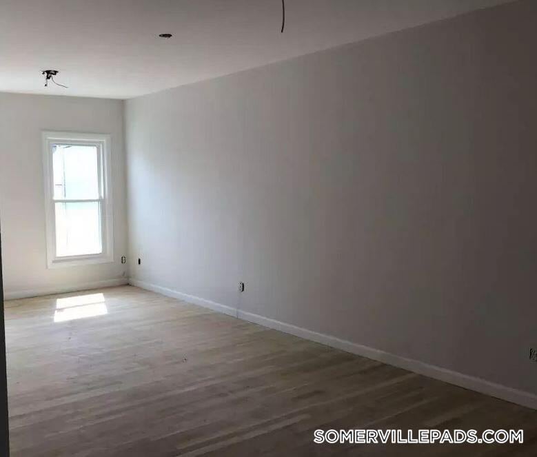 Building Photo - 160 Broadway