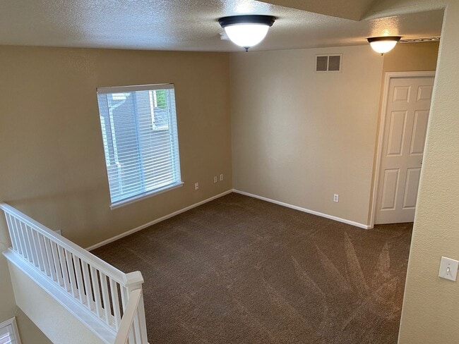 Building Photo - Wonderful Home in Parker