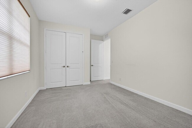 Building Photo - 1305 Haywagon Tr.