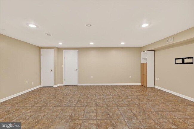 Building Photo - 12564 Garland Tree Ct
