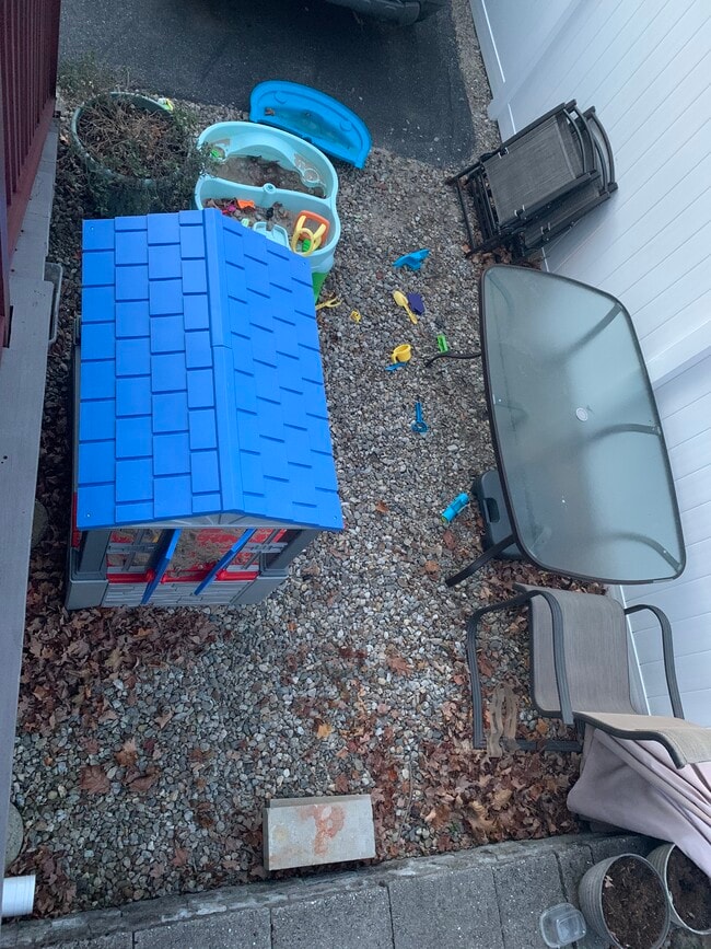 Building Photo - 90 High St