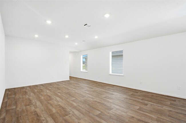 Building Photo - 3014 Liams Tower Ln.