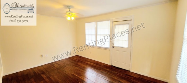 Building Photo - 1228 Holden Dr