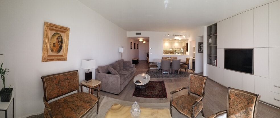 LIVING/DINNING - 321 S San Vicente Blvd