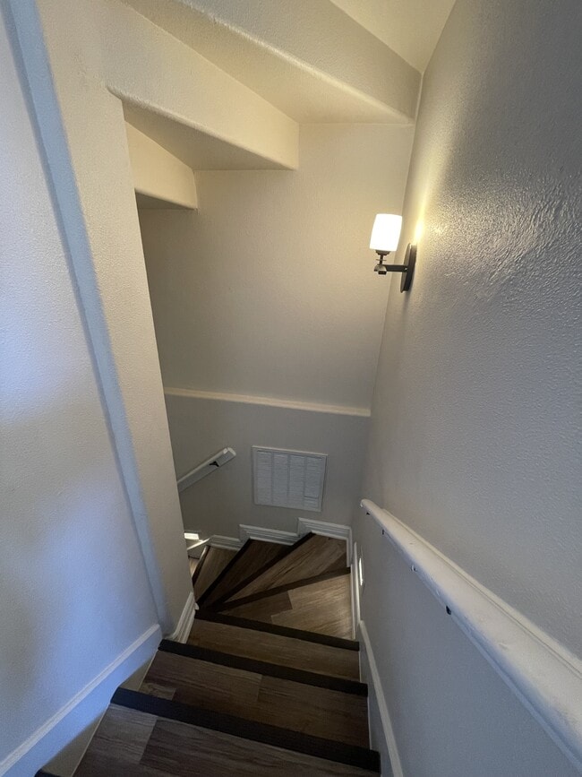 Building Photo - 12271 Costa Brava