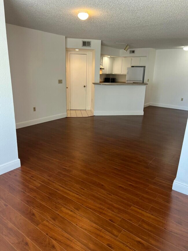 Building Photo - 1401 Village Blvd