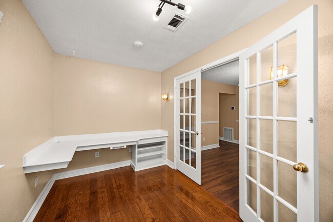 Building Photo - 1014 Three Forks Dr