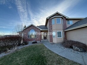 Building Photo - Beautiful 5-mile prairie home! Available now!