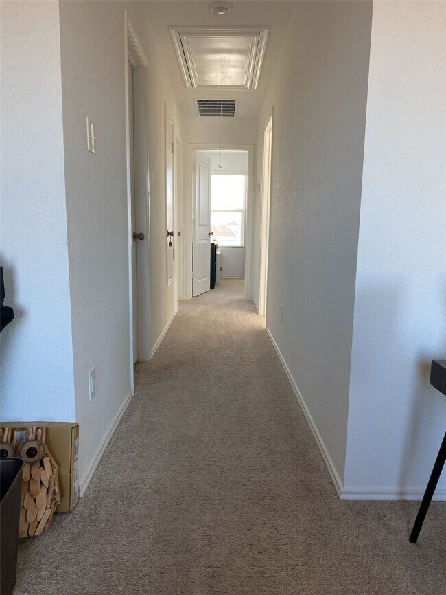 Building Photo - 252 Tugboat Annie Wy