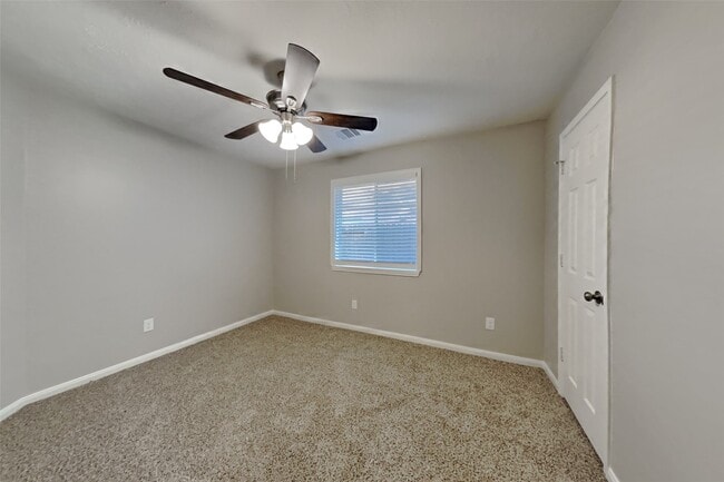 Building Photo - 1114 Woodley Bend