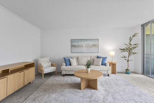 Building Photo - Cozy Island Escape | Near Waikiki & Diamond Head