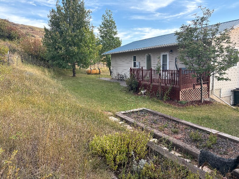 Building Photo - 1435 Millegan Rd
