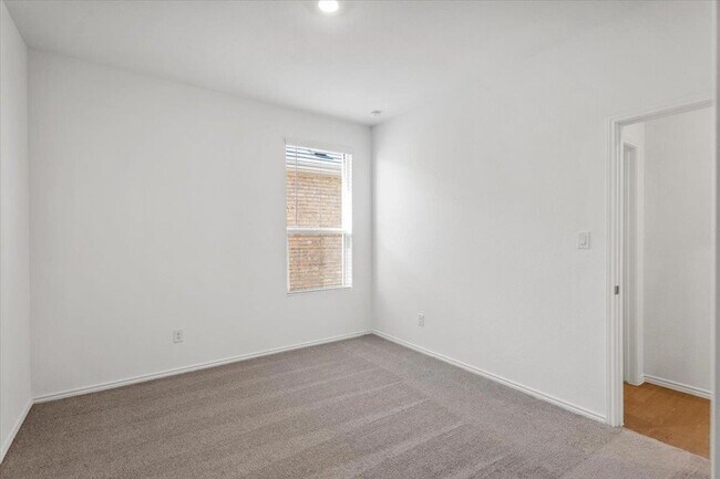 Building Photo - 191 Rodney Boat Rd