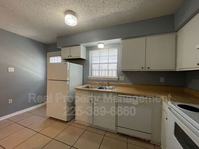 Building Photo - 1724 Brightside Dr