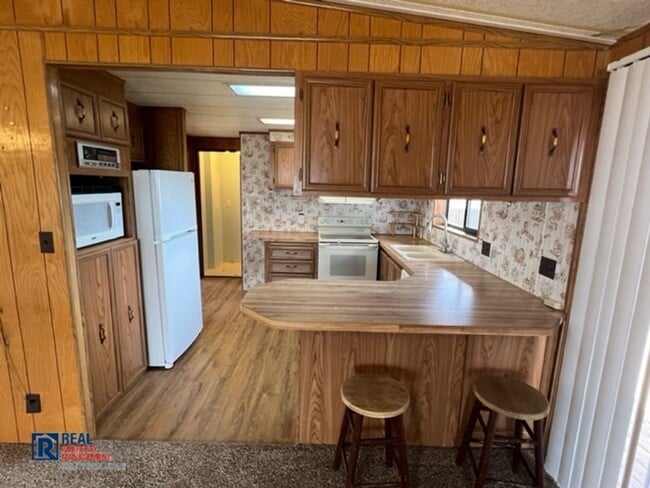 Building Photo - Toquerville home on large lot