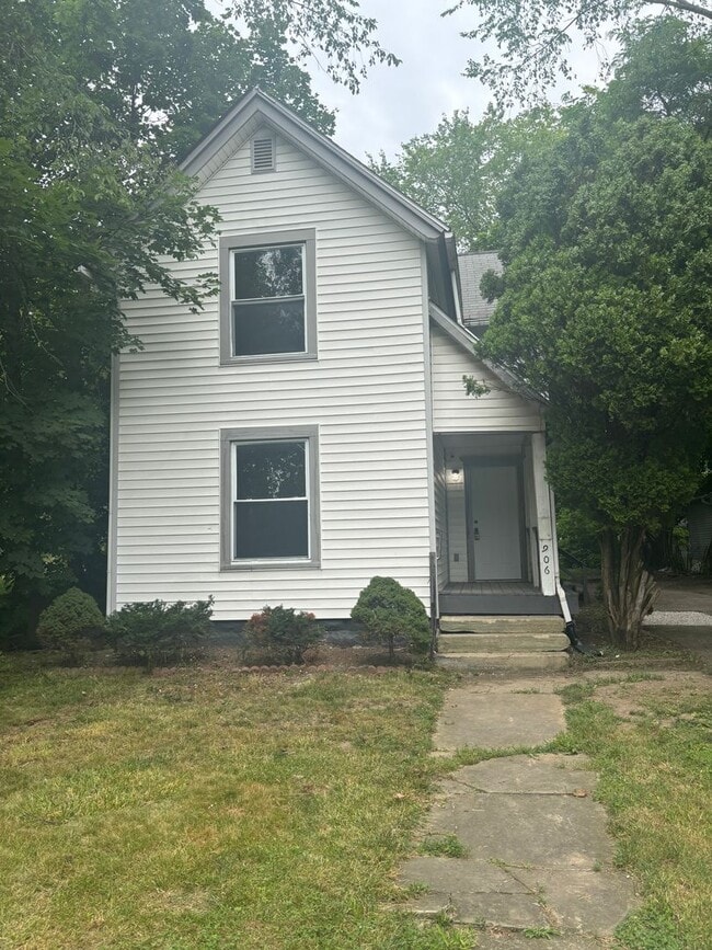 Primary Photo - Beautiful 4BD 2Bath Home