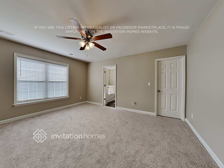 Building Photo - 1518 Hawkcrest Ln