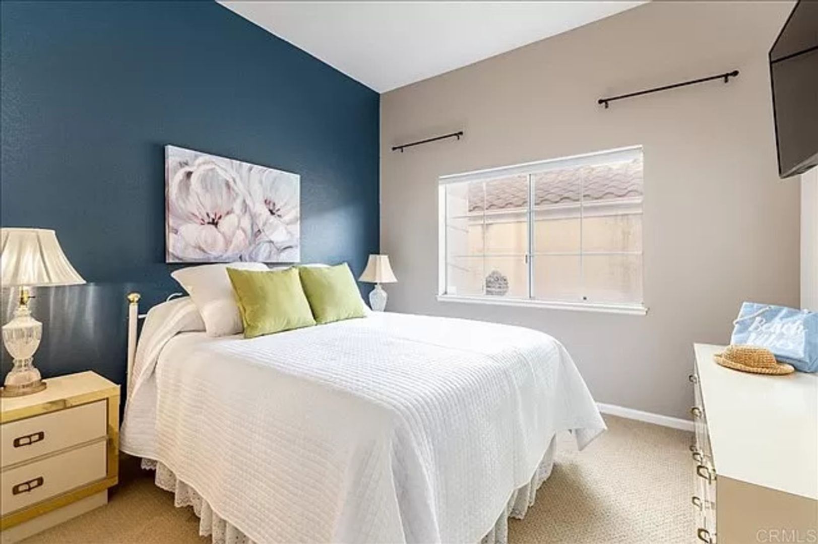 Building Photo - 1742 Hermosita Dr