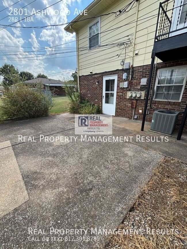 Building Photo - 2801 Ashwood Ave