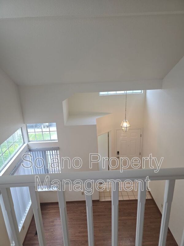 Building Photo - 318 Ridgecrest Cir