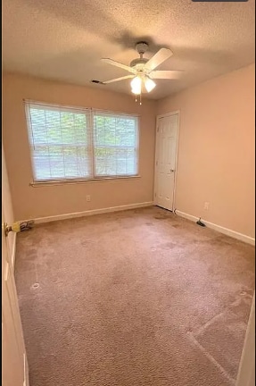 Building Photo - 21225 Pine Ridge Dr