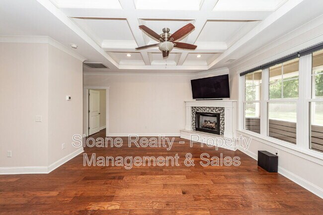 Building Photo - 5751 Old Jacksonboro Rd