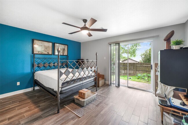 Building Photo - 28831 S Diamondhead