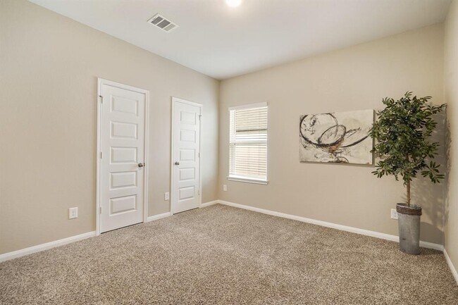 Building Photo - 24603 Porta Borsari Dr