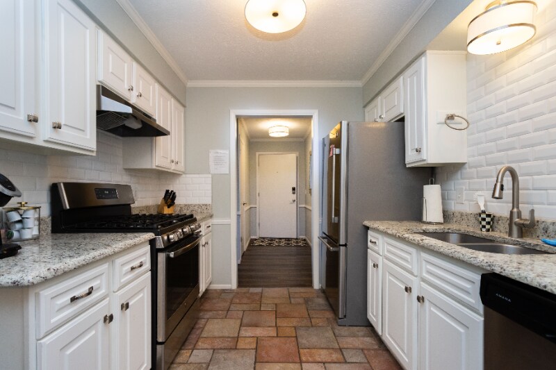 Building Photo - 3309 Ault Dr