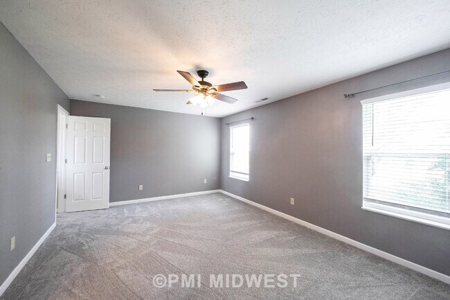 Building Photo - 8802 Benjamin Ln