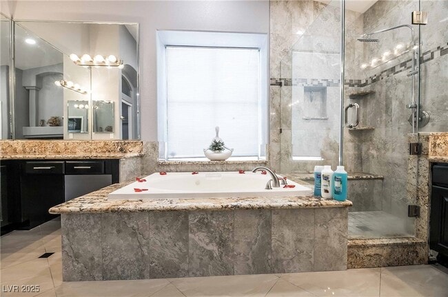 Building Photo - 1400 Castle Crest Dr