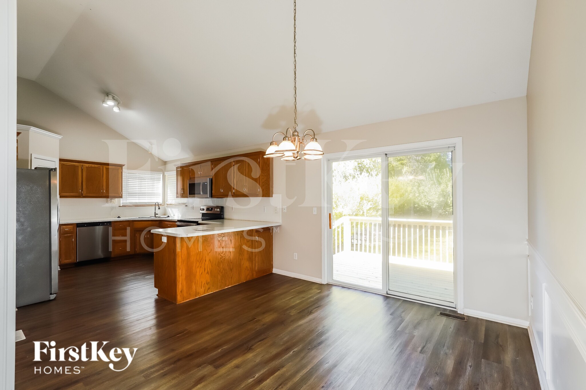 Building Photo - 8024 N Spruce Ave