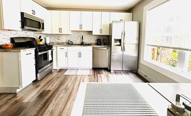 Building Photo - 1162 Ridgecrest Ln SE