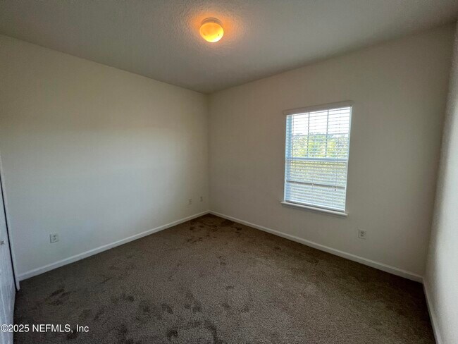 Building Photo - 4908 Key Lime Dr