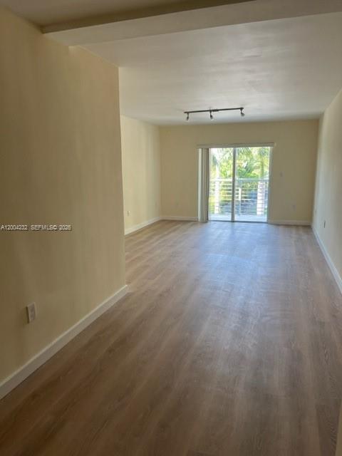 Building Photo - 16851 NE 35th Ave