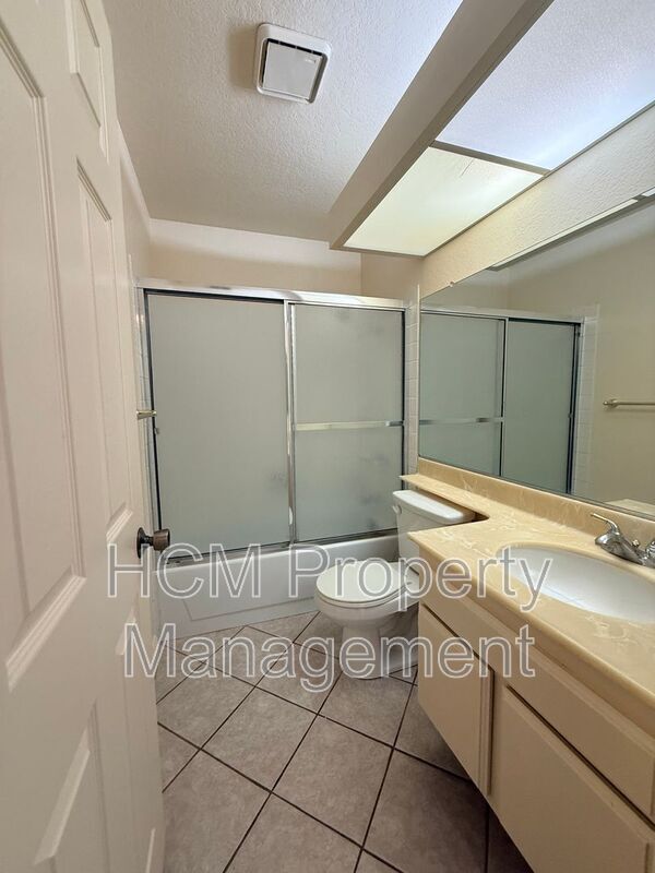 Building Photo - 203 N Magnolia Ave