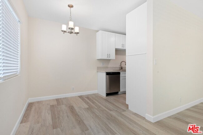 Building Photo - 1433 Brockton Ave