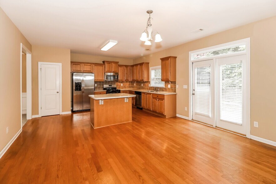 Building Photo - 4335 Settlers Grove Rd