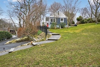 Building Photo - 108 La Rue Dr