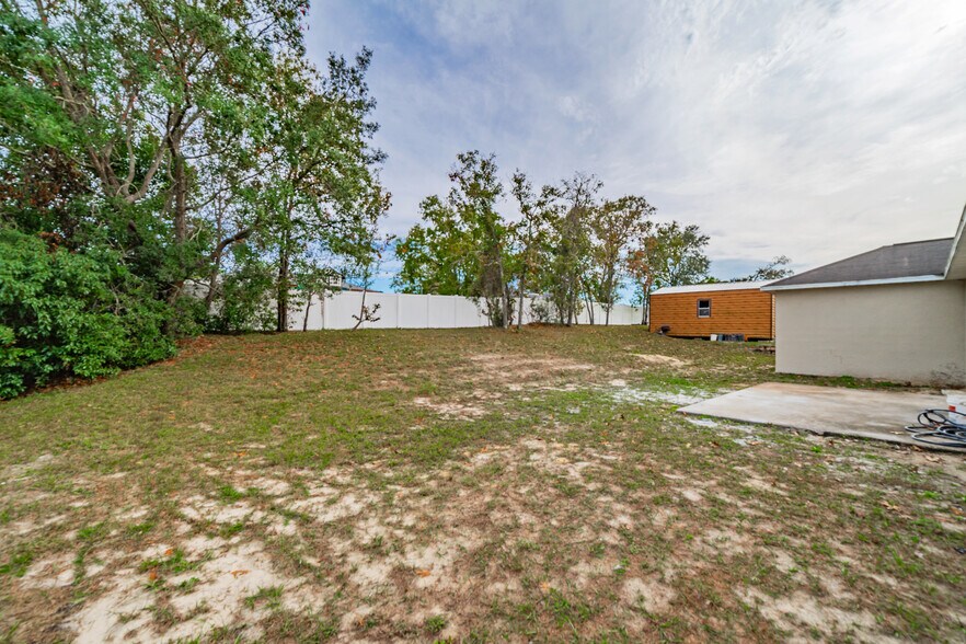 Building Photo - 5396 Berrien Ave