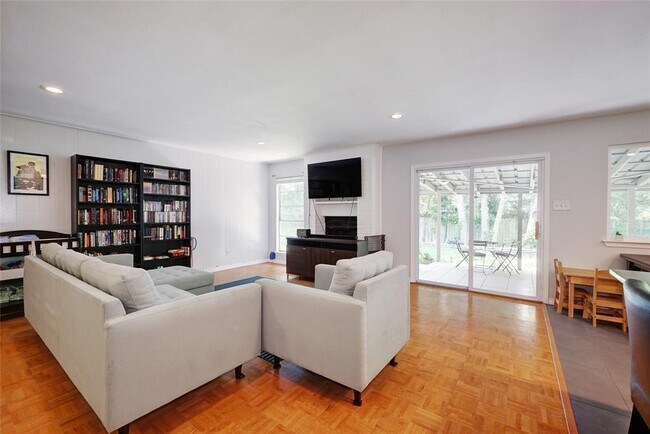 Building Photo - 1719 Mearns Meadow Blvd