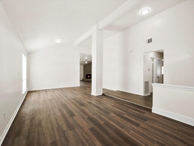 Building Photo - 10506 Twilight Moon Dr