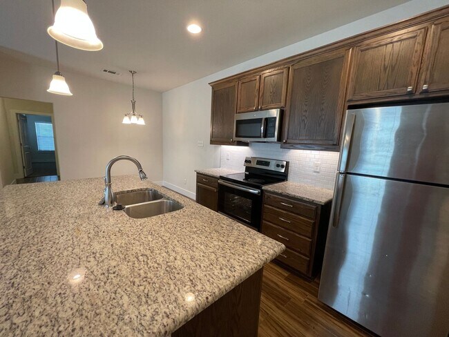 Primary Photo - 8033-8035 Arbor